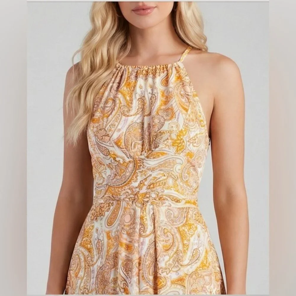 LAST ONE 🔥 Paisley Halter Neck Maxi Dress Yellow - Picture 2 of 9